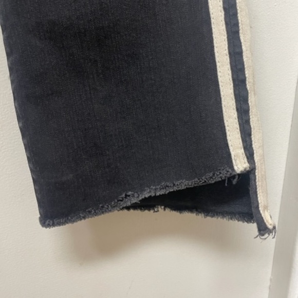 MOTHER Insider Crop Step Fray Guilty Racer Jeans - Picture 10 of 14